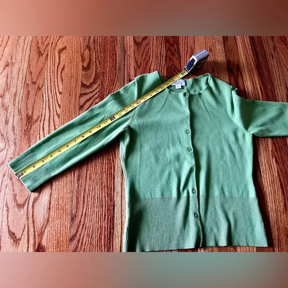 Ann Taylor LOFT - Cardigan Apple Color - Medium - with Ribbon Detail - Picture 10 of 12